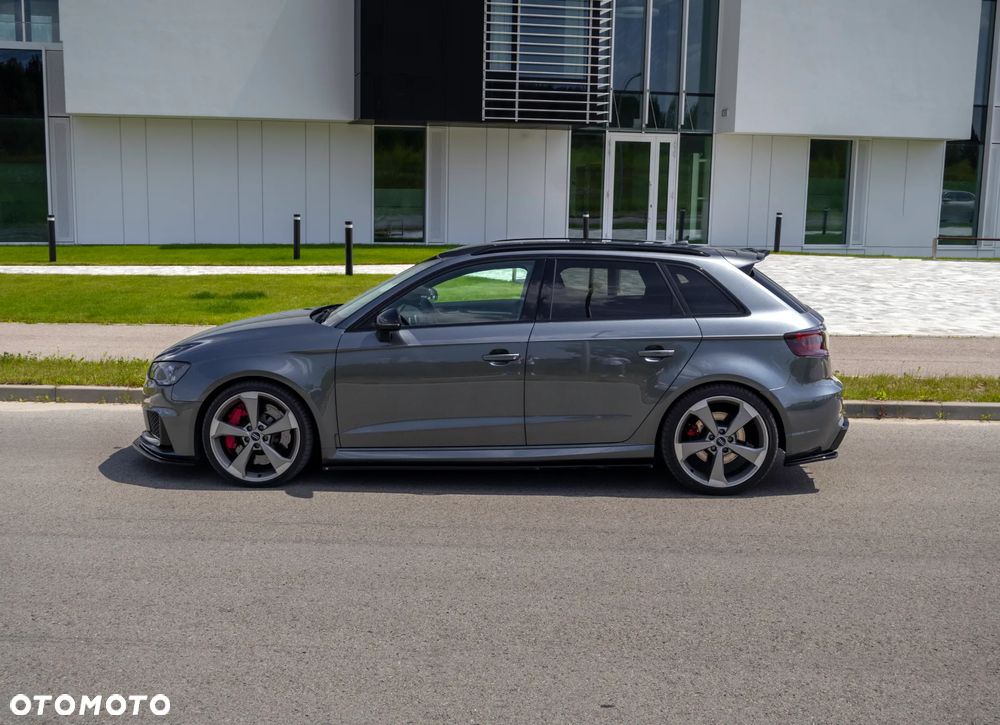 Audi RS3 Sportback - 4