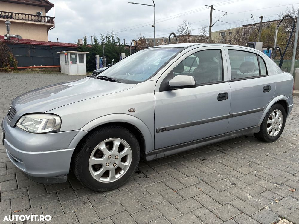 Opel Astra - 2