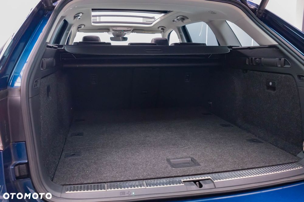 Skoda Superb 2.0 TDI 4x4 DSG Scout - 41