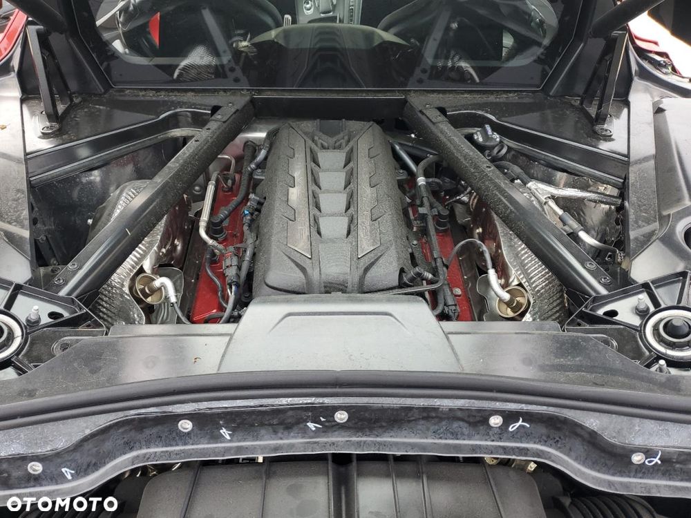 Chevrolet Corvette - 12