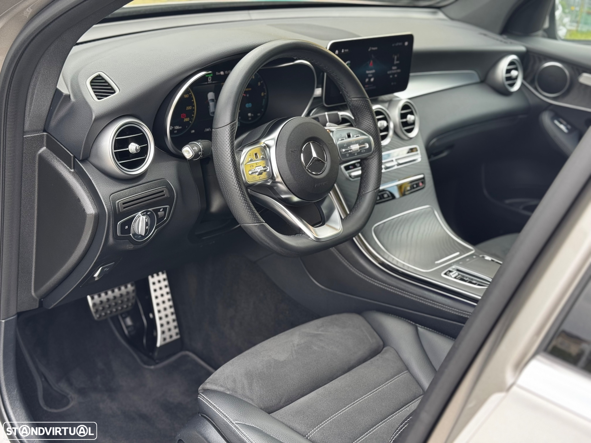 Mercedes-Benz GLC 300 de Coupé 4Matic - 19