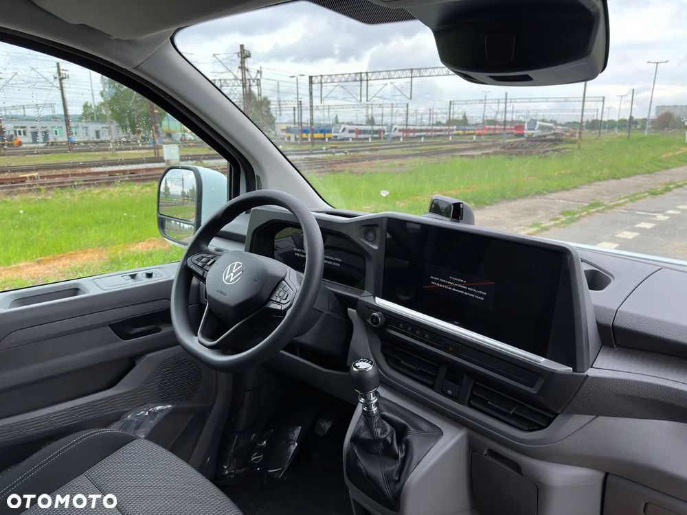 Volkswagen Transporter T7 - 16