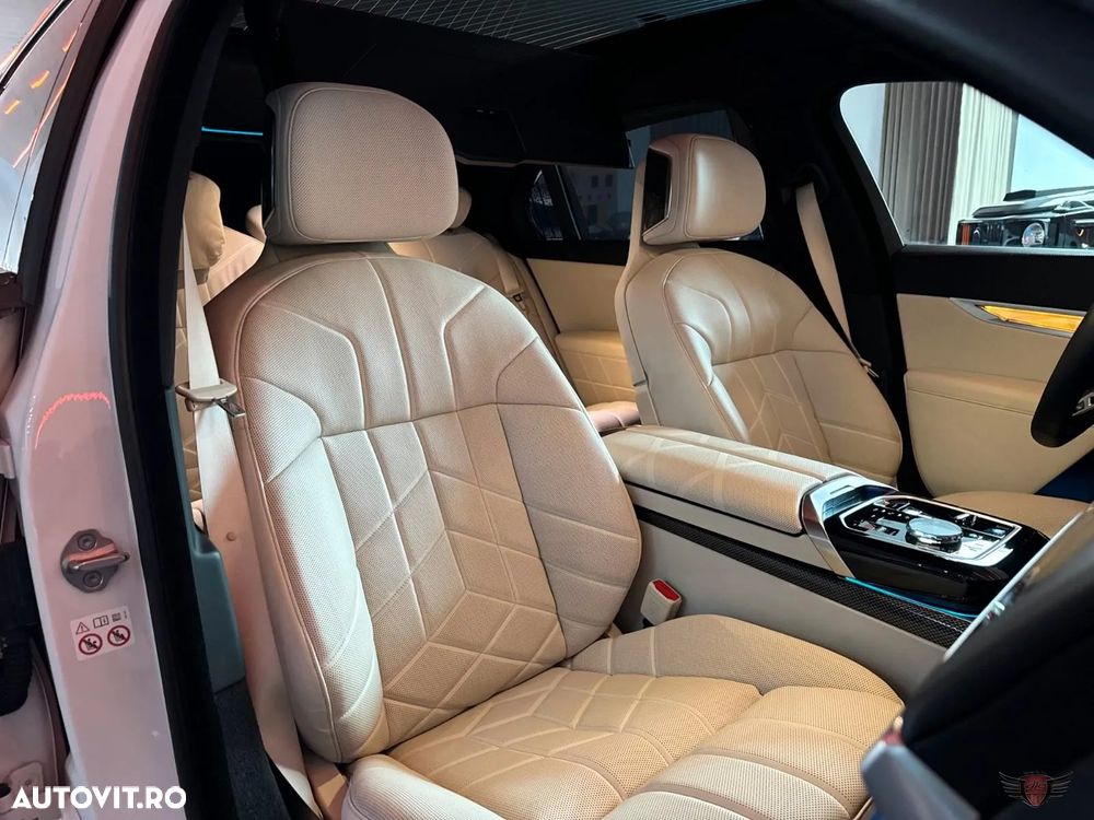 BMW Seria 7 740d xDrive - 11