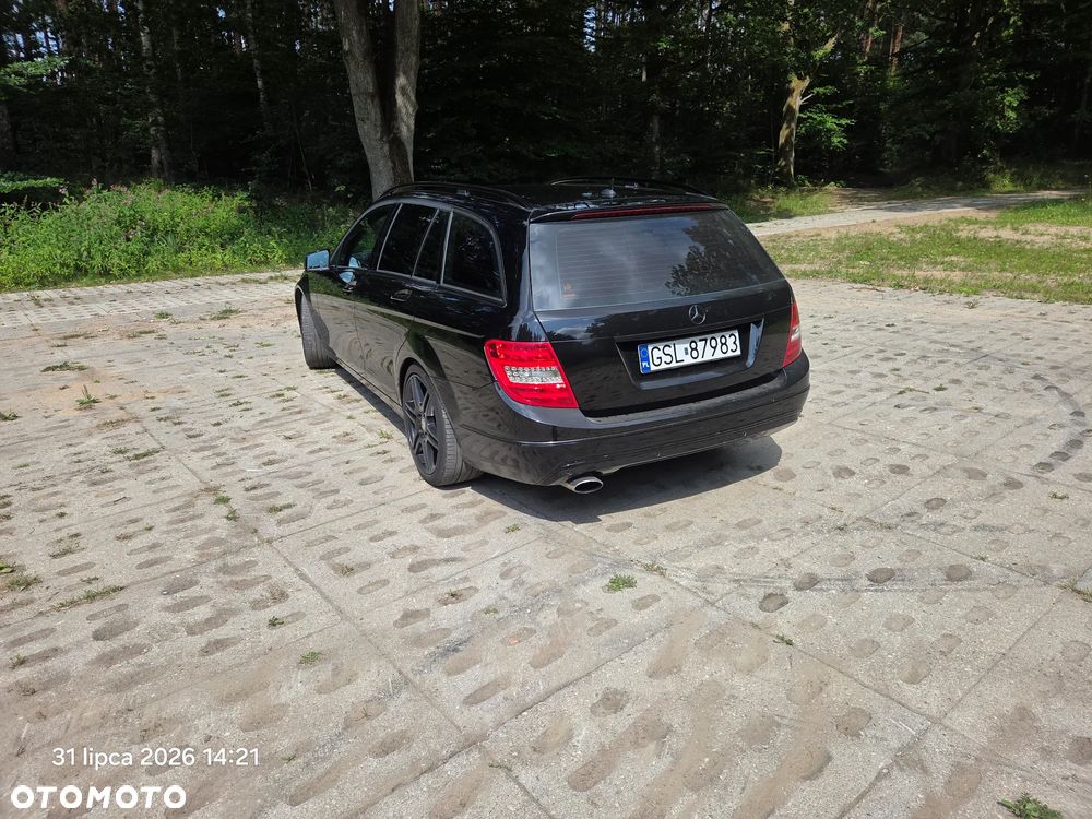 Mercedes-Benz Klasa C 220 CDI BlueEff 4-Matic Avantgarde - 9