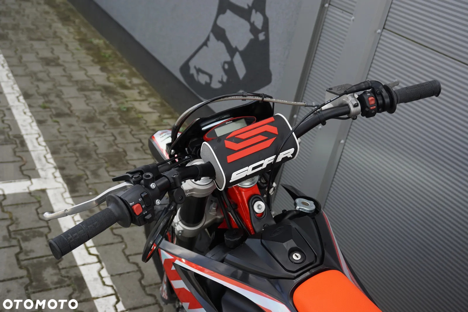 Beta RR - 18