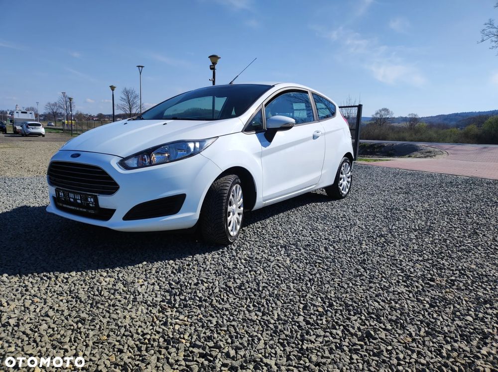 Ford Fiesta 1.25 Celebration - 12