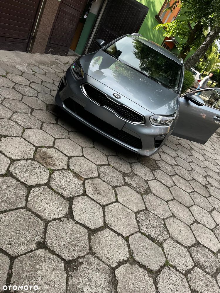 Kia Ceed 1.4 T-GDI L Business Line DCT - 1