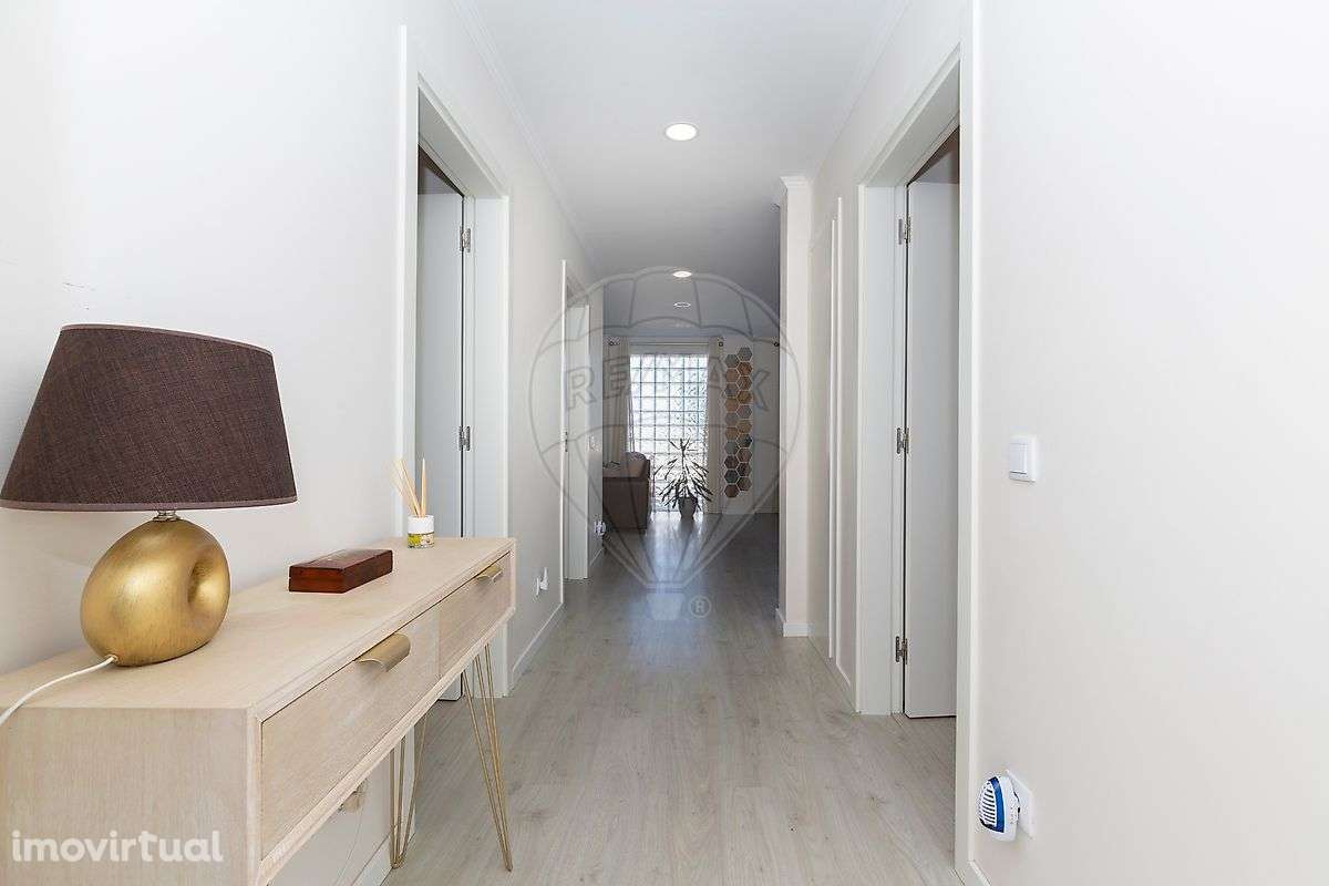 Moradia T2 para venda - Grande imagem: 3/26