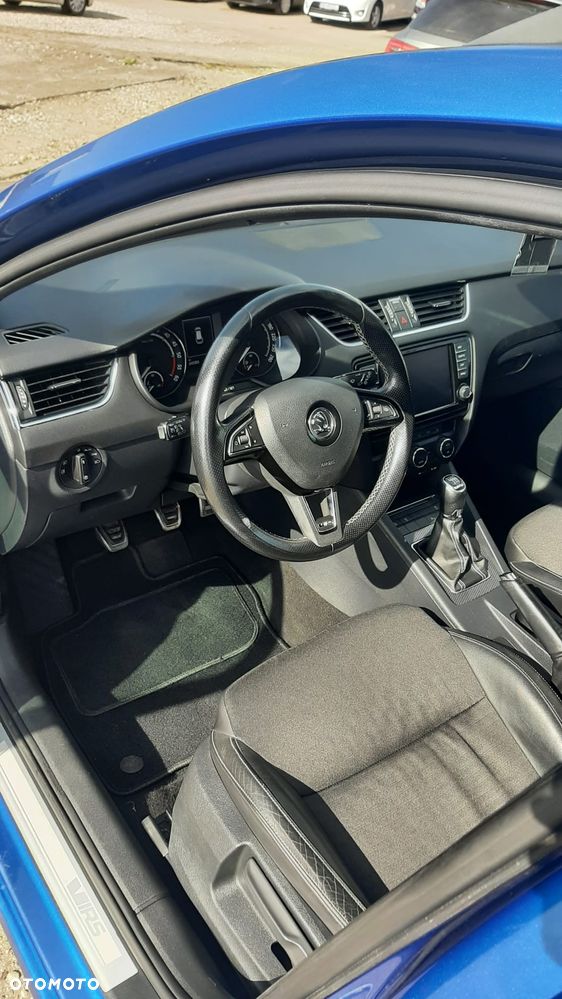 Skoda Octavia 2.0 TDI RS - 12