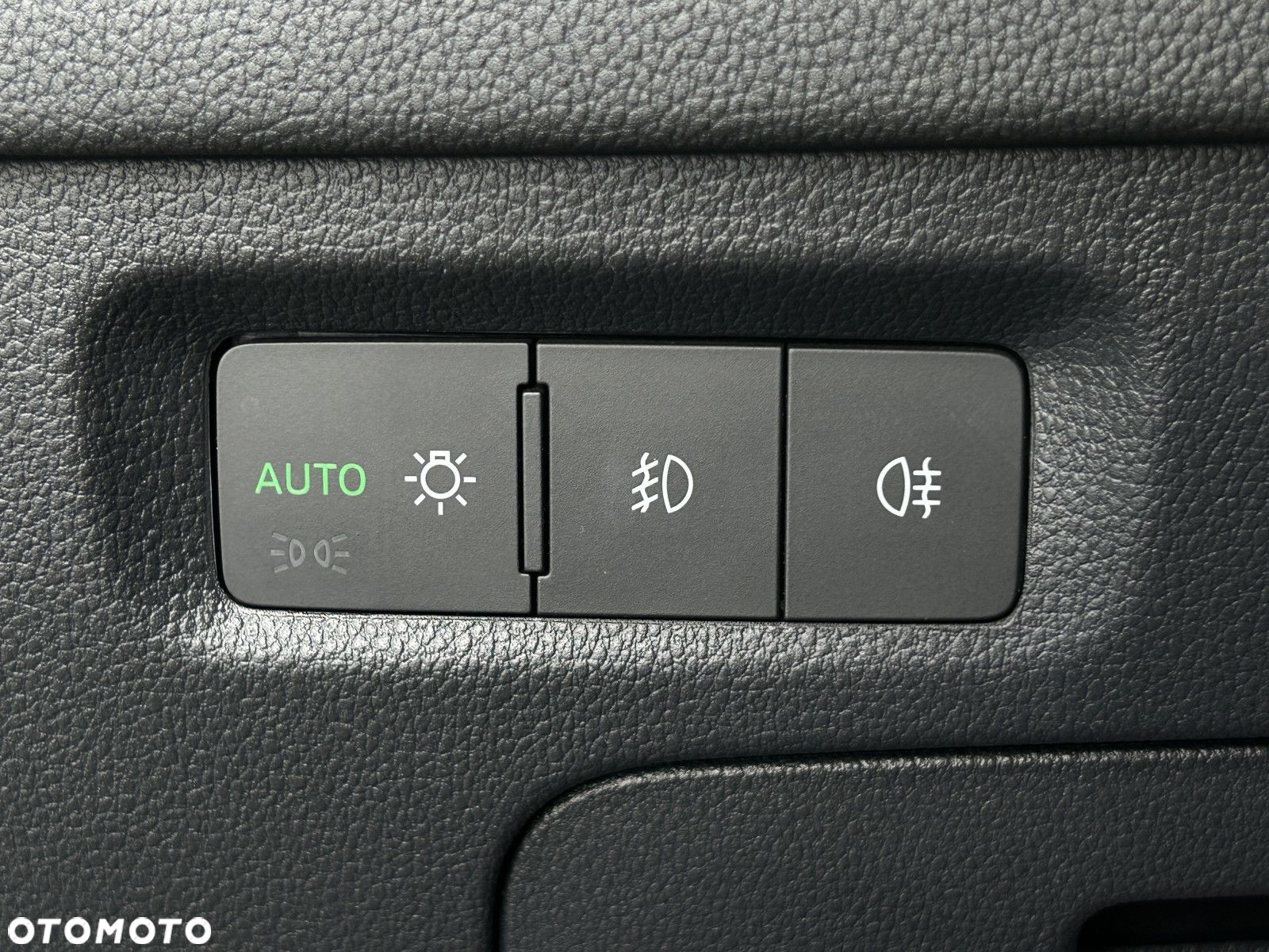 Skoda Octavia 2.0 TDI 4x4 Ambition DSG - 20
