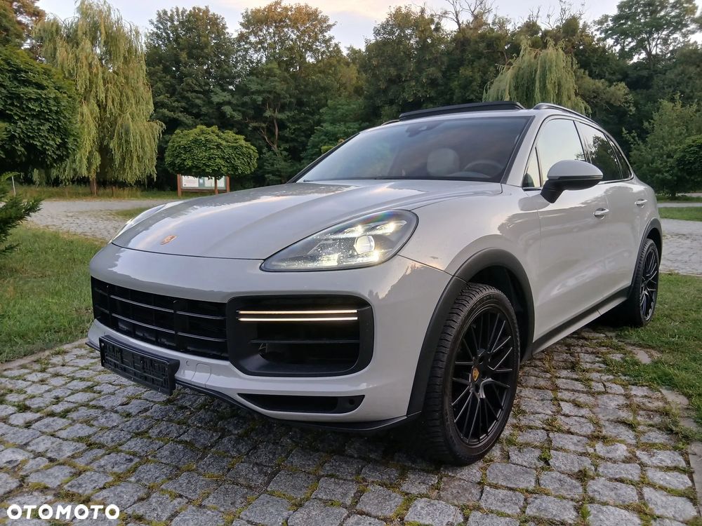 Porsche Cayenne - 8