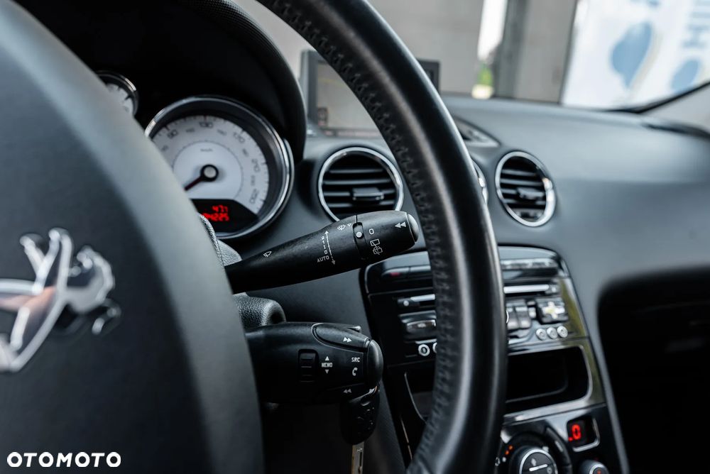 Peugeot 308 200 THP GTi - 25