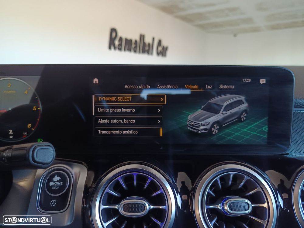Mercedes-Benz GLB 180 d AMG Line - 40