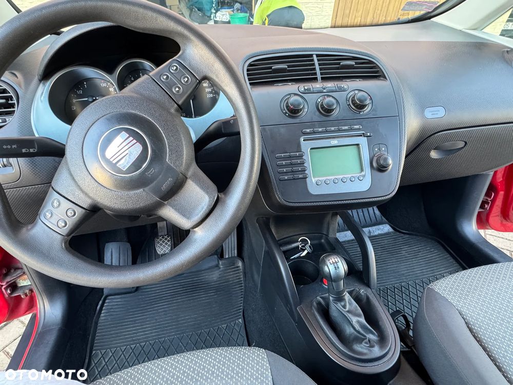 Seat Altea 1.6 Reference - 13