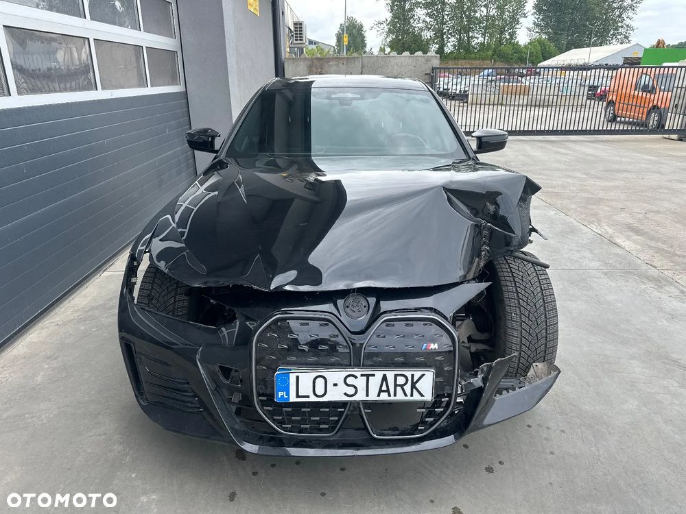 BMW i4 - 5