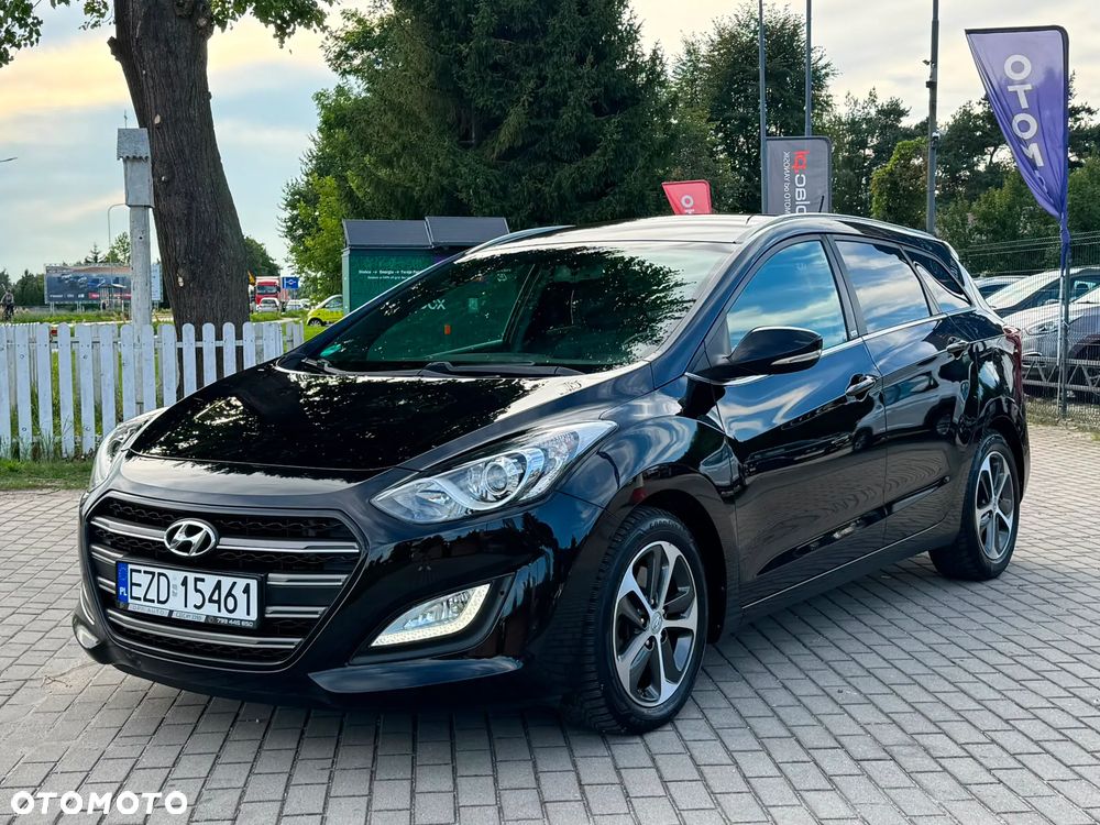 Hyundai i30 blue Kombi 1.6 CRDi DCT Passion - 1