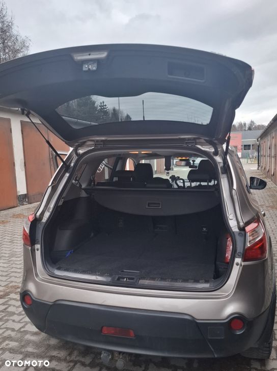 Nissan Qashqai+2 1.6 dCi DPF 4x4 Start/Stop tekna - 6