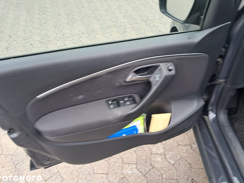 Volkswagen Polo - 6