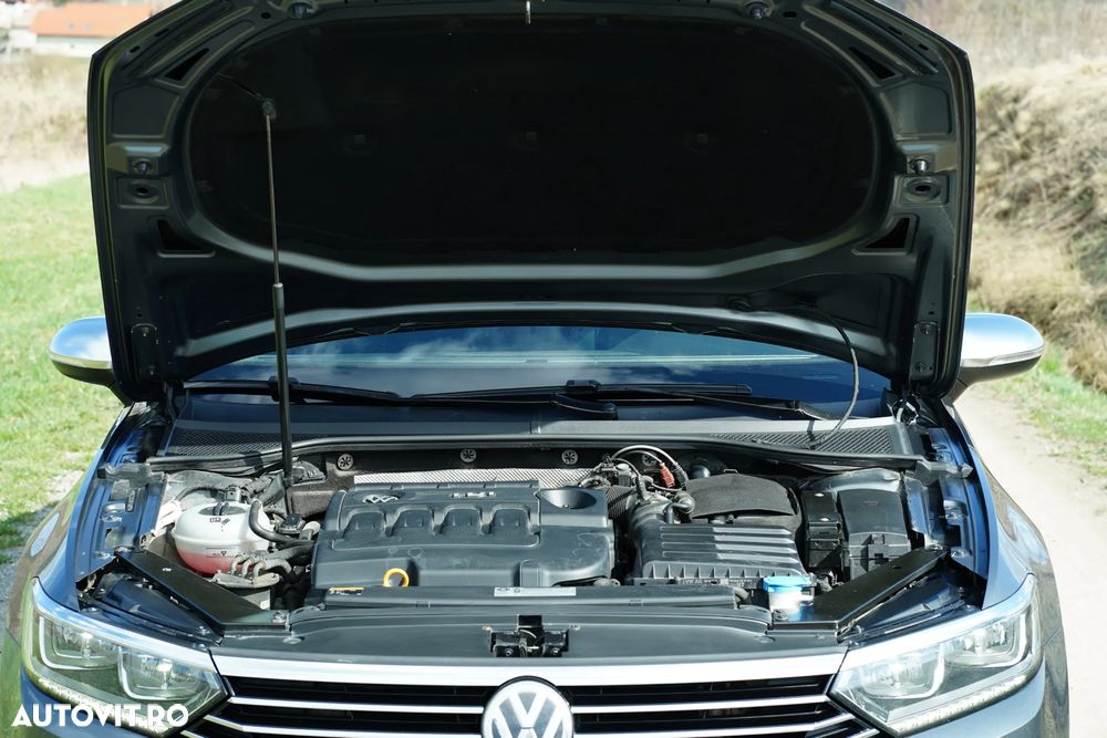 Volkswagen Passat 2.0 TDI Comfortline - 10