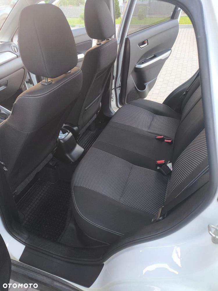 Suzuki Vitara 1.6 Premium 2WD - 10