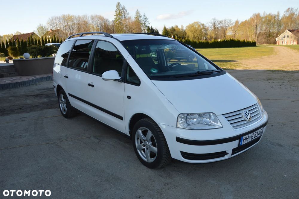 Volkswagen Sharan 1.9 TDI Trendline - 10