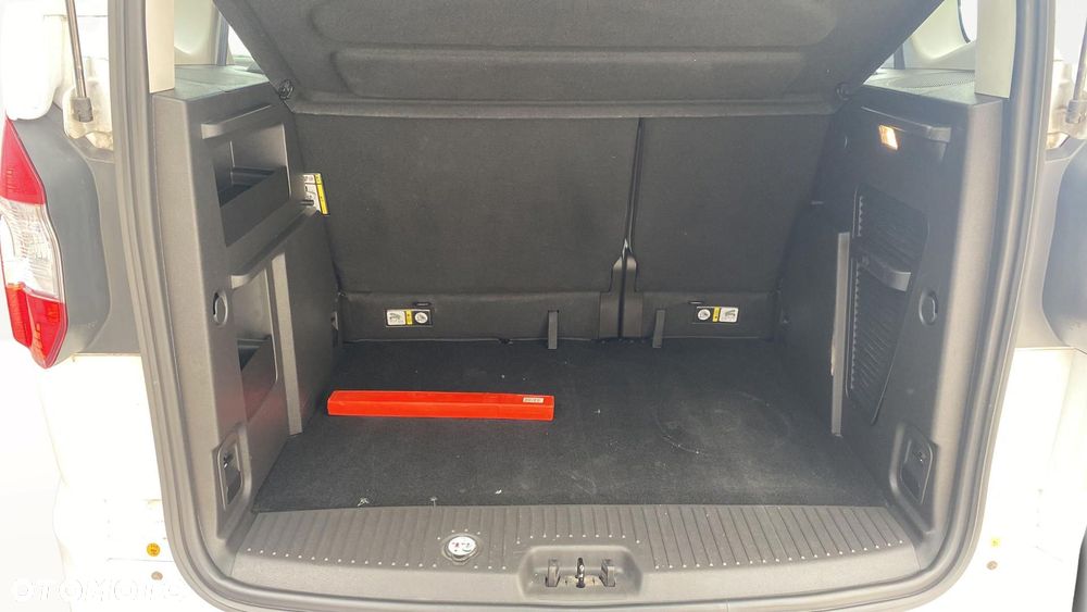 Ford Tourneo Courier 1.5 TDCi Trend - 13