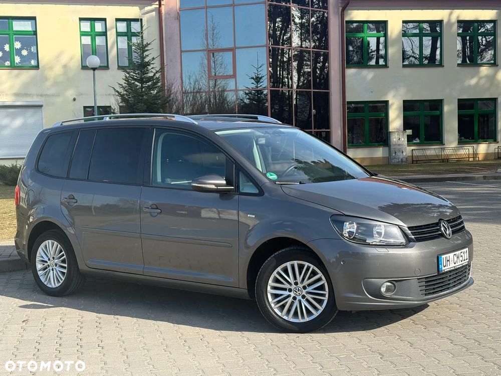 Volkswagen Touran - 4