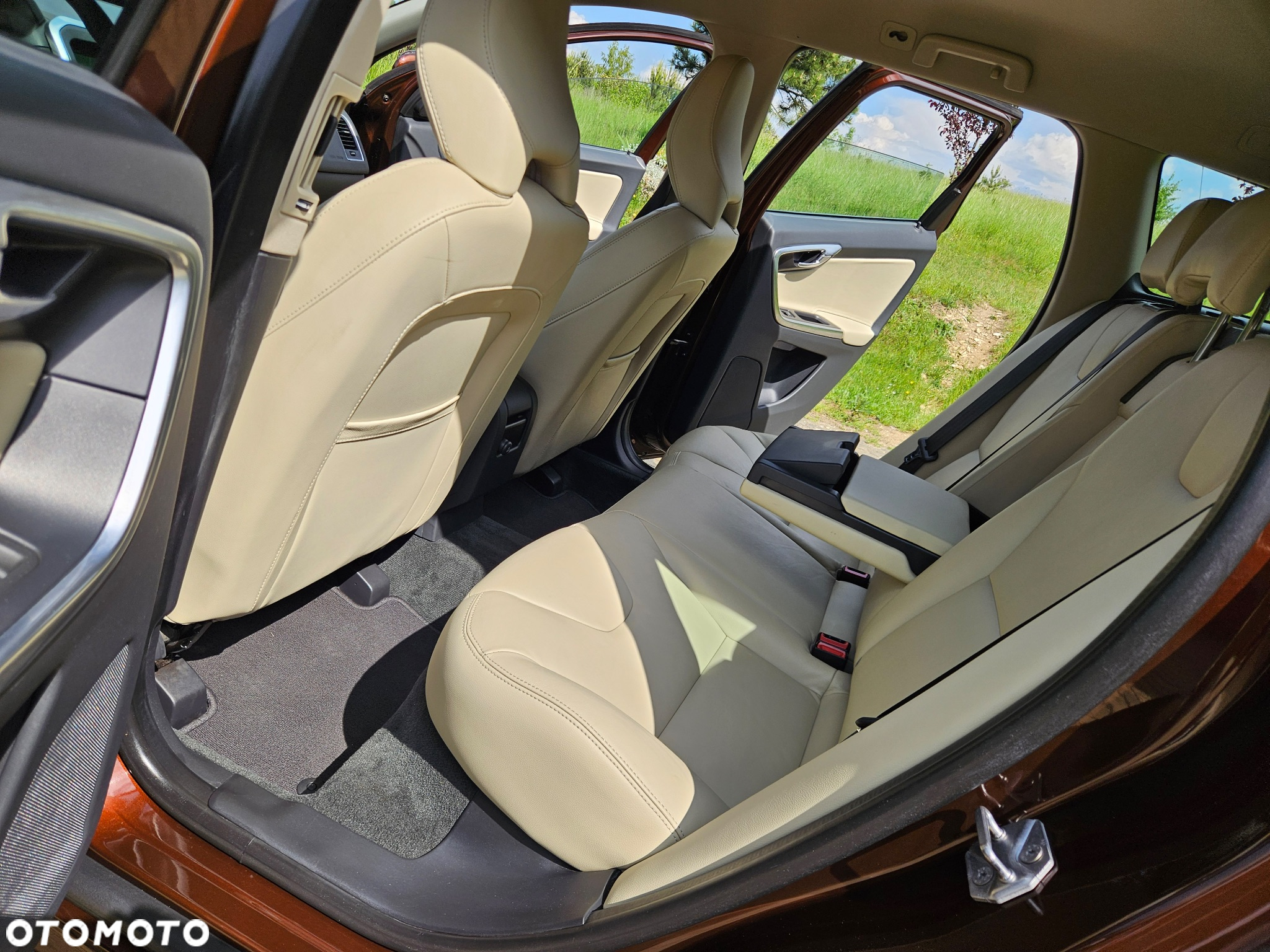 Volvo XC 60 D4 AWD Summum - 28
