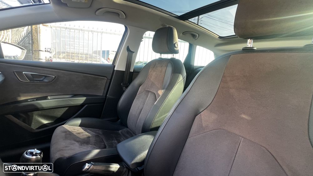 SEAT Leon X-Perience 1.6 TDi 4Drive - 37
