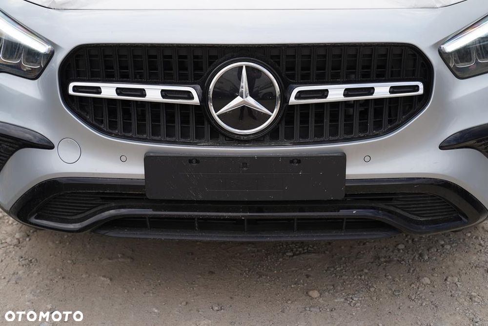 Mercedes-Benz GLA 200 mHEV Progressive 7G-DCT - 28