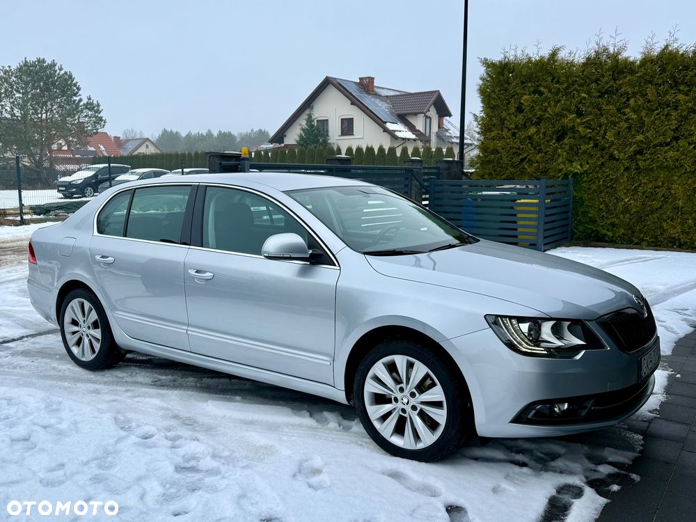Skoda Superb 1.8 TSI DSG Exclusive - 32