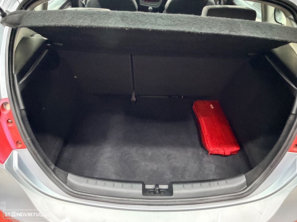 SEAT Leon 1.6 TDI Sport - 10