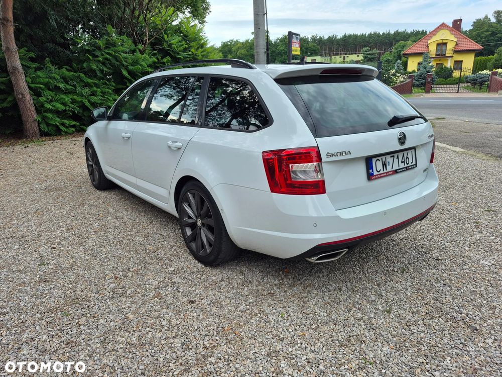 Skoda Octavia 2.0 TDI DSG RS - 5