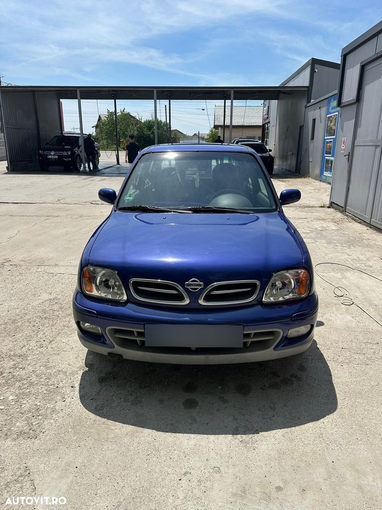 Nissan Micra - 1