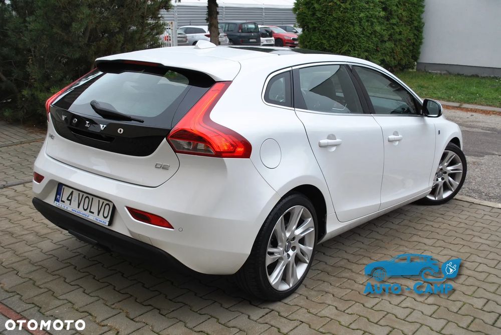 Volvo V40 D2 Ocean Race - 11