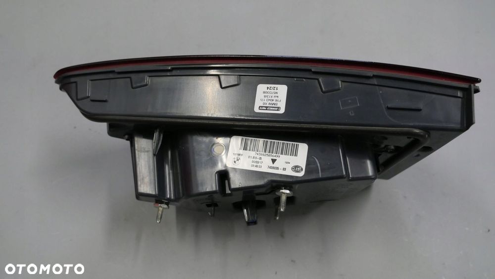 bmw x6 f16 lampa tylna lewa w klapę bagażnika 7438825 - 8