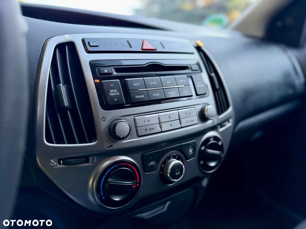 Hyundai i20 1.25 Wersja Jubileuszowa - 23