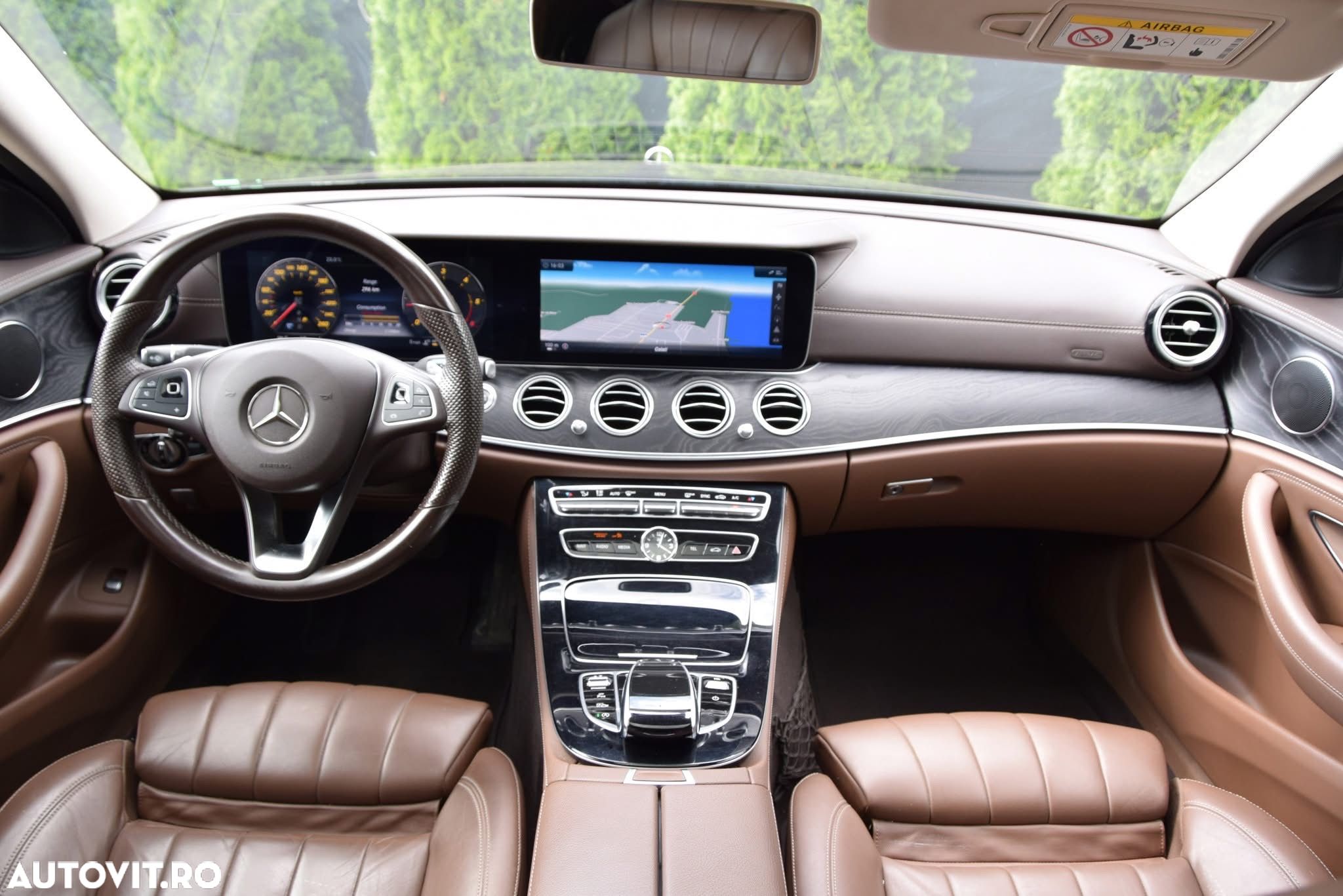 Mercedes-Benz E 220 d 4Matic 9G-TRONIC - 1