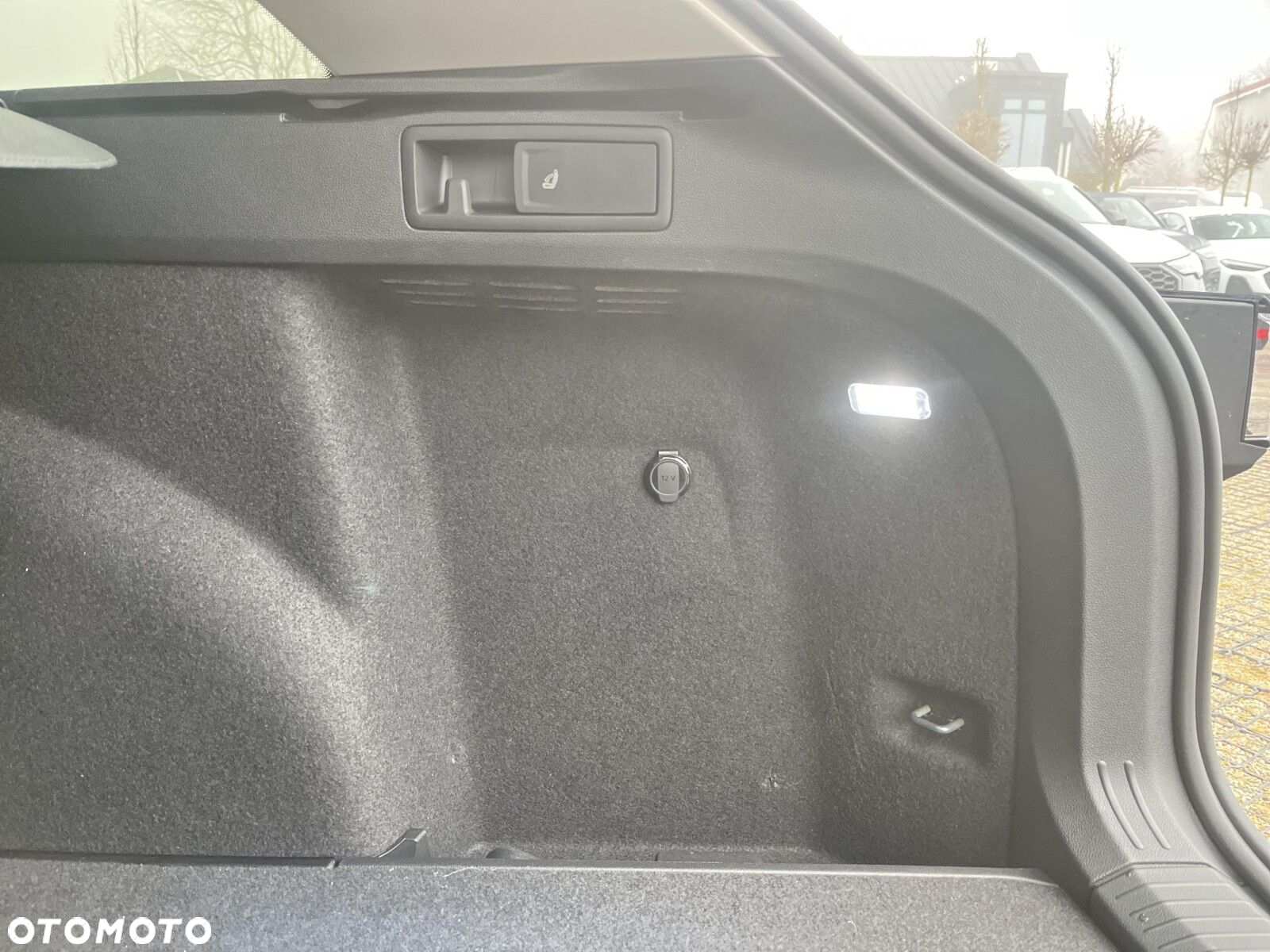 Volkswagen Golf - 18