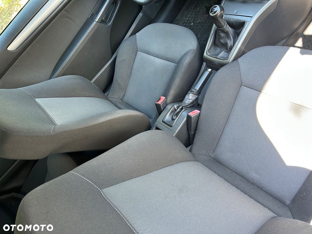 Opel Astra 1.6 Enjoy - 11