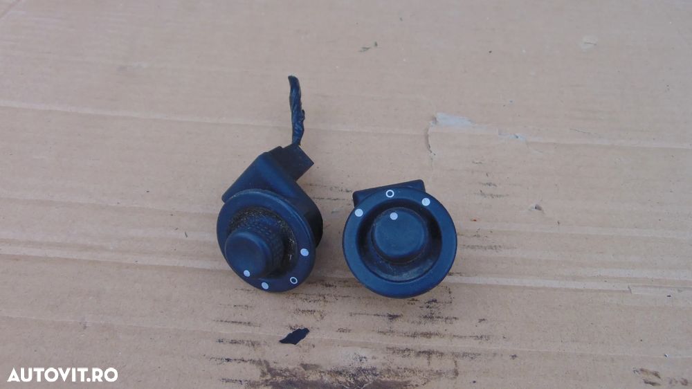 Buton reglaj oglinzi Renault Megane 2/Clio 3/Dacia Logan an 2002-2006 cod 8200002442B - 1