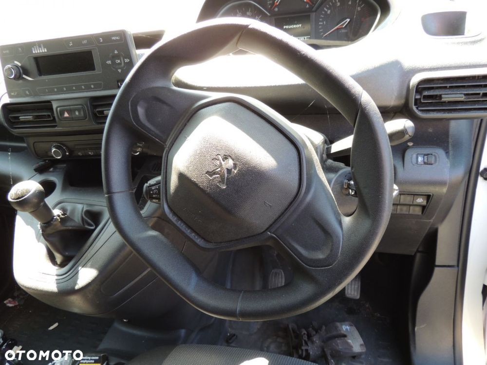 Kierownica Peugeot Partner IV '19 - 1
