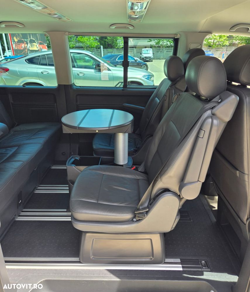 Volkswagen Multivan - 30