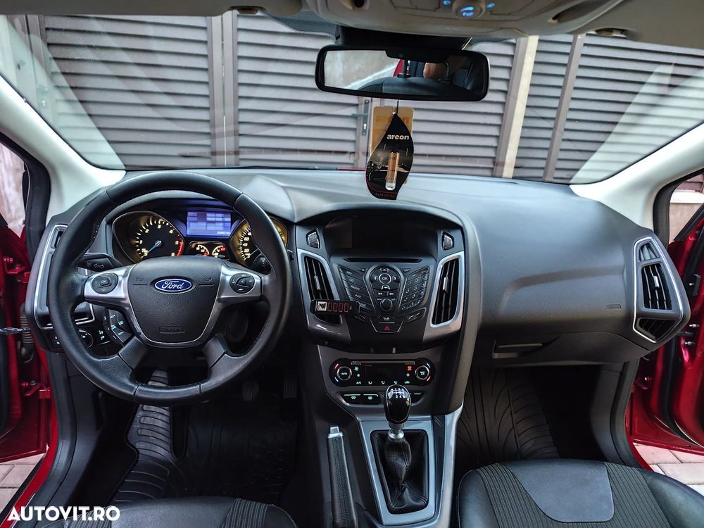 Ford Focus 1.6 TDCi ECOnetic 88g Start-Stopp-System Titanium - 5