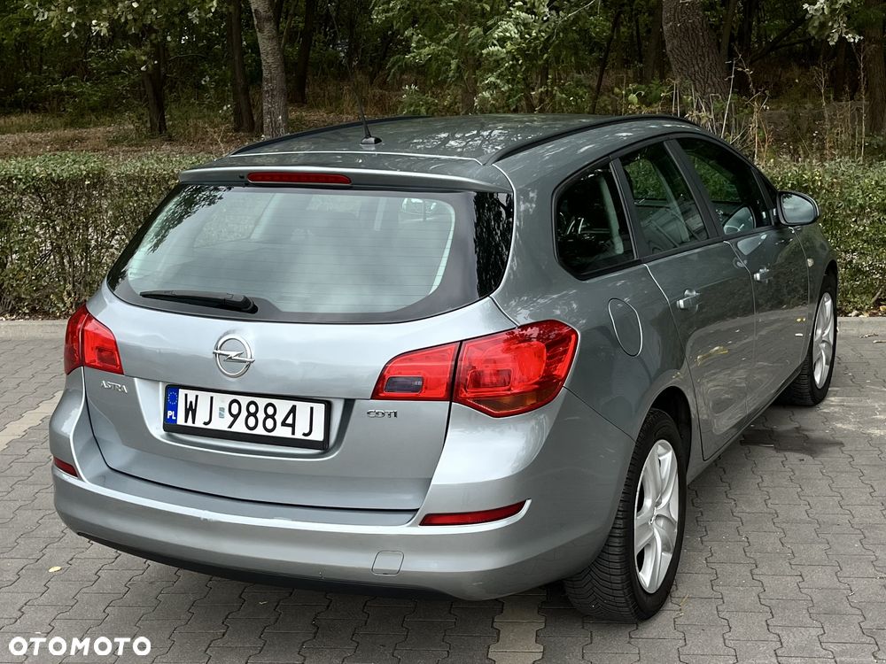Opel Astra 1.7 CDTI Caravan DPF - 4