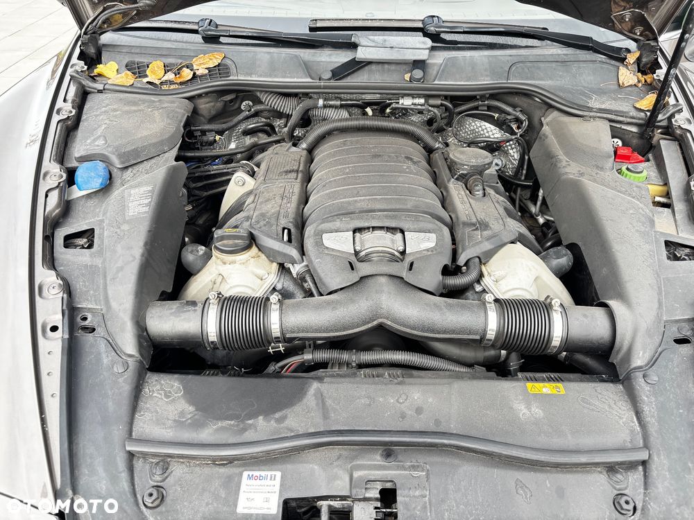 Porsche Cayenne Tiptronic S - 12