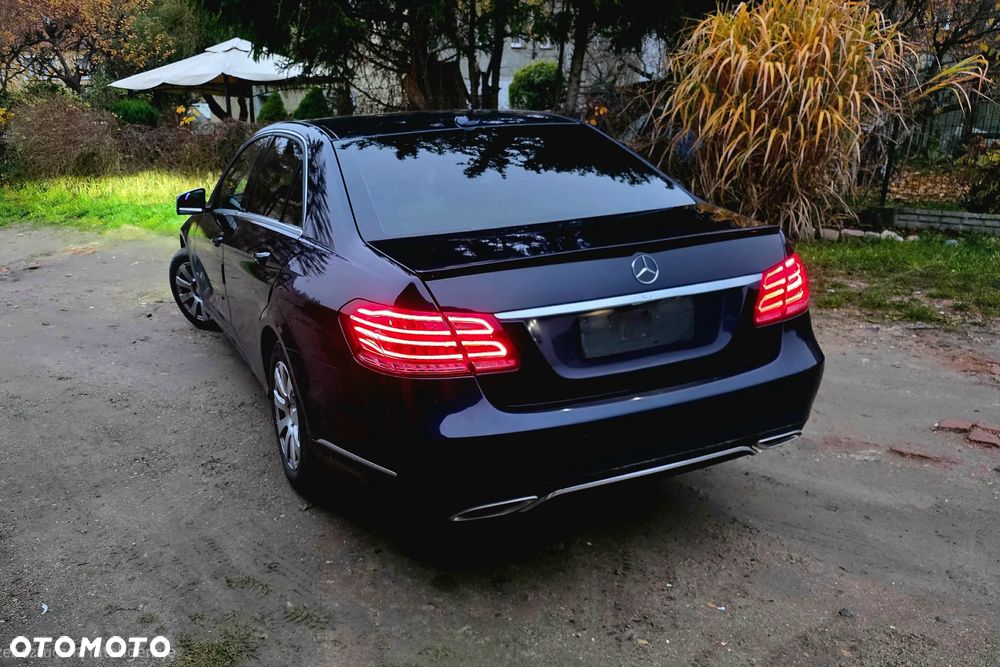 Mercedes-Benz Klasa E 200 7G-TRONIC Elegance - 1