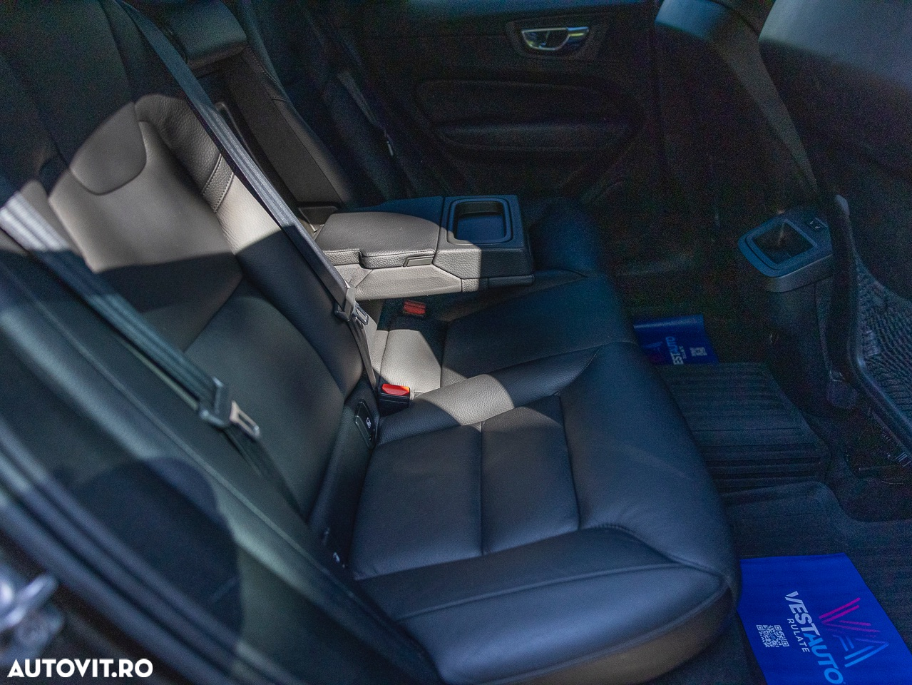 Volvo XC 60 D4 AWD Geartronic Inscription - 9