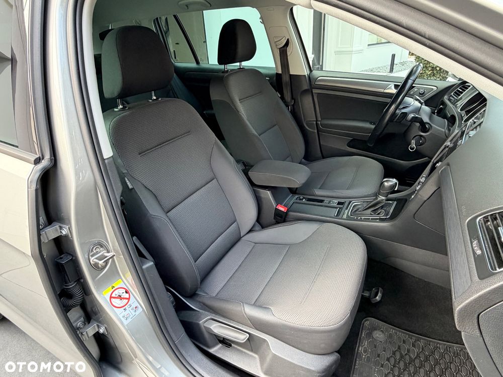 Volkswagen Golf 1.6 TDI BMT Highline DSG - 17