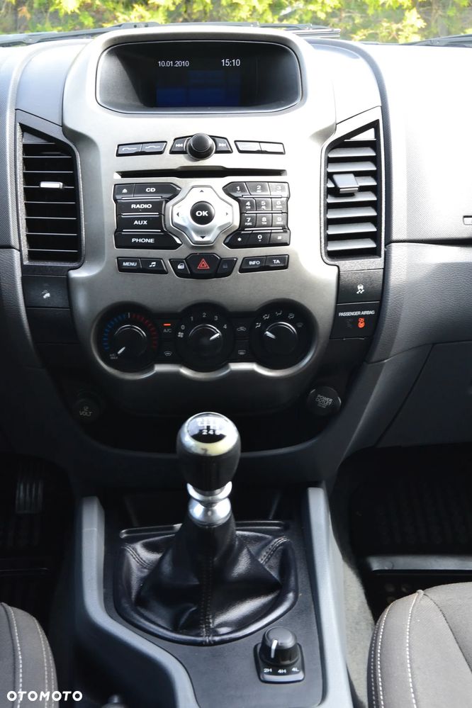 Ford Ranger 2.2 TDCi 4x4 DC XLT - 38